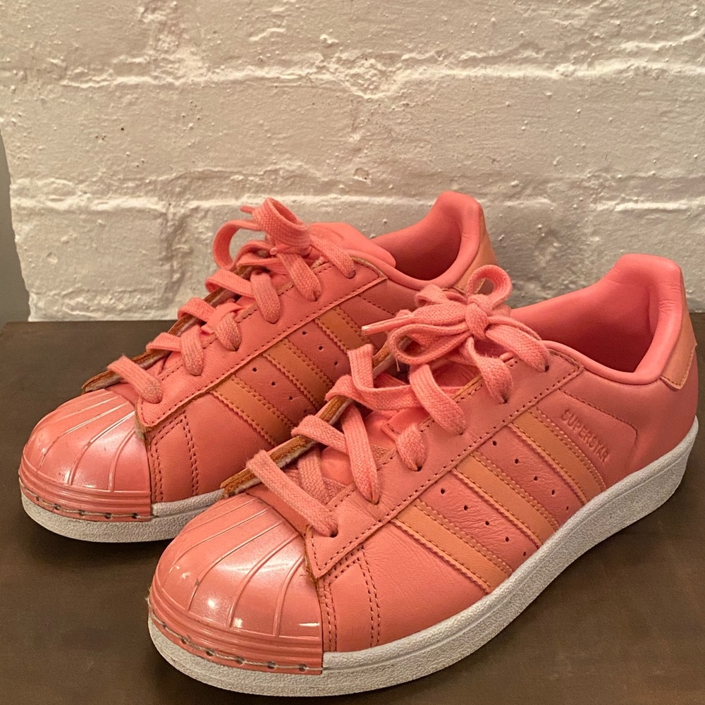Shoe